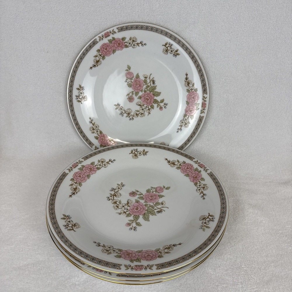 Fairfield Fine China Floral Mist 4 10.5" Dinner Plates Pink White Vintage